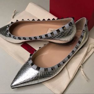 SOLD ✨ || New Valentino Rockstud Ballerina Flats